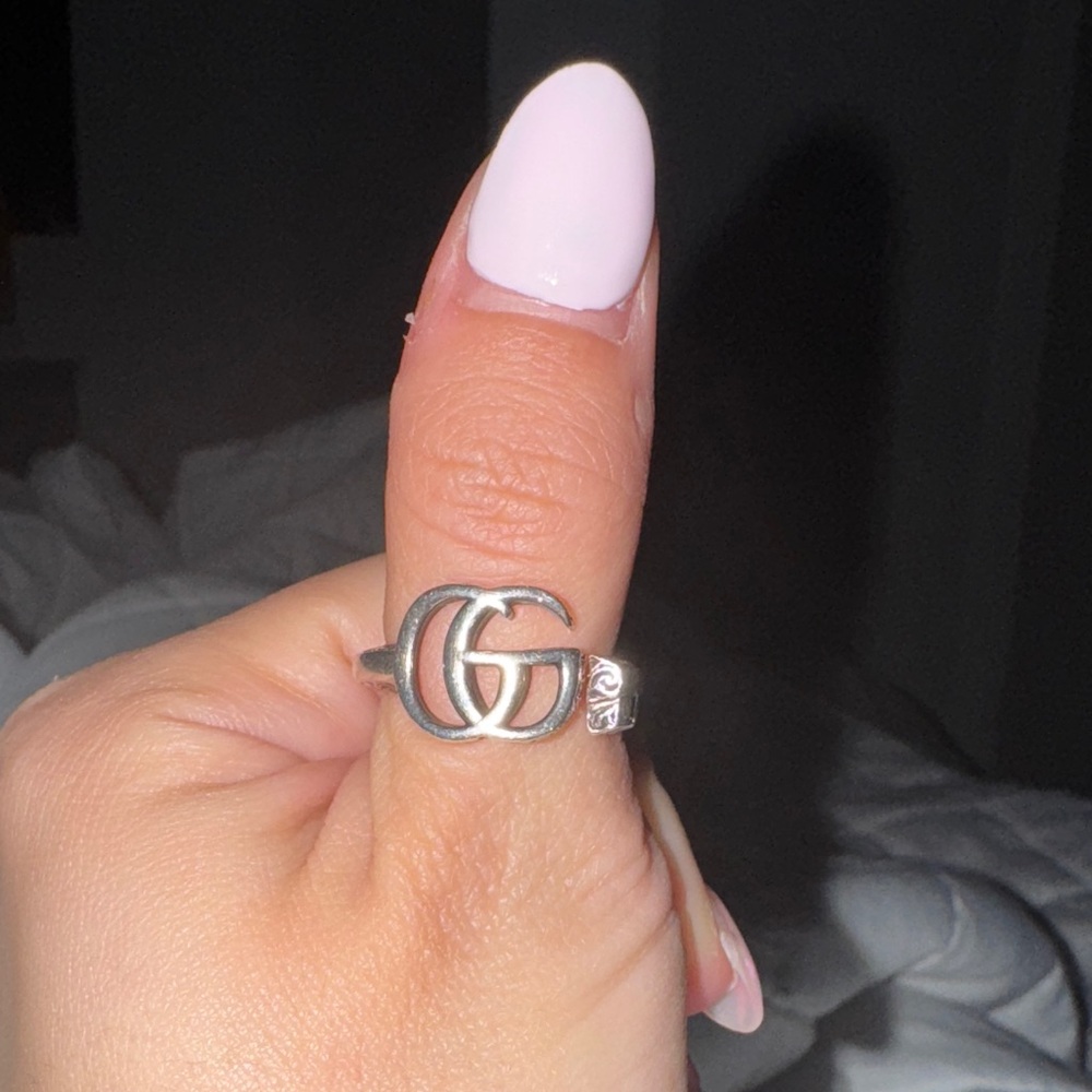 Gucci Silver Ring Like New Condition - image 1